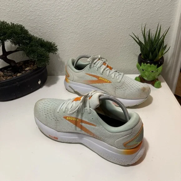 Brooks Women's Athletic Shoes - White and Orange - Picture 4 of 5